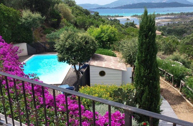 Belle Villa 4 Etoiles* Swimming pool, 4Bedrooms, 4Bathrooms, 2 separate wc Sea Mountain view