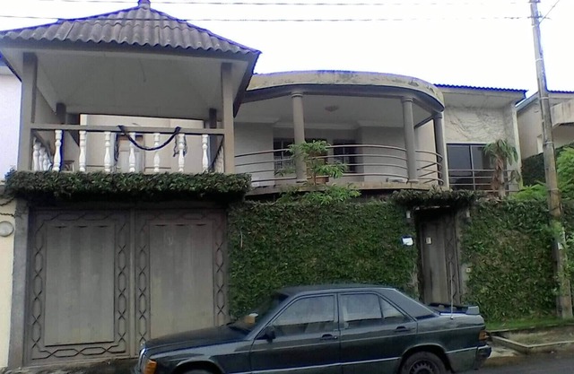 Belle Villa Bastos Yaoundé