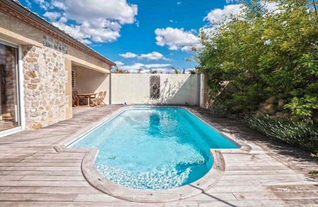 Belle villa moderne 3 chambres, jardins terrasse piscine