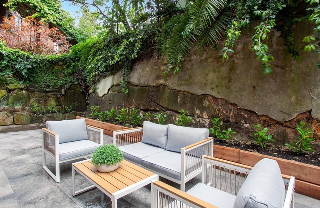 Bellevue Courtyard Oasis (ISYD) - Serene 2 bedroom courtyard apartment in Bellevue Hill