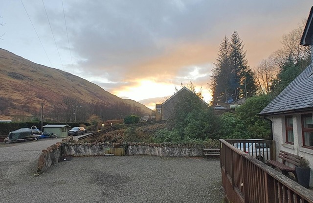 Ben Lomond Cottage - Loch Lomond and Arrochar Alps