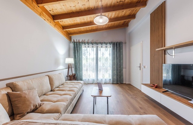 Beni's Villa Apartments 3 by PS