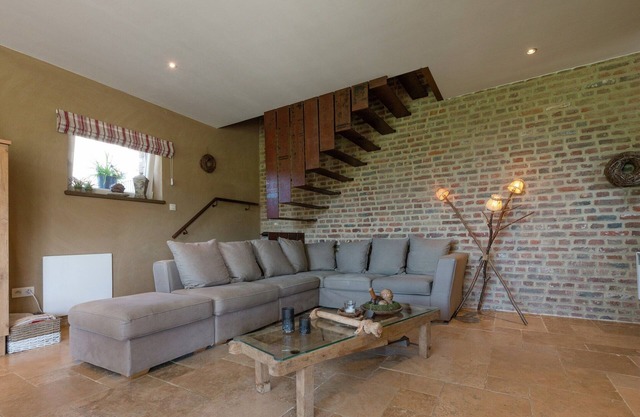 Bertrix Hot Tub & Garden Stay