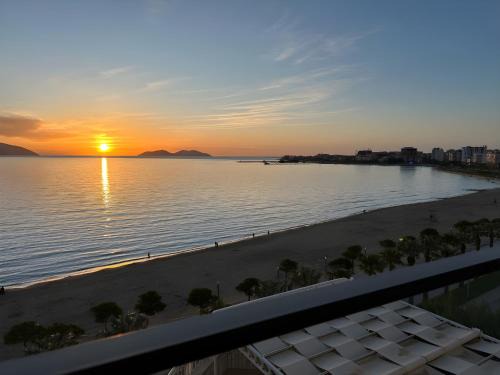 Bes Sea View Studio