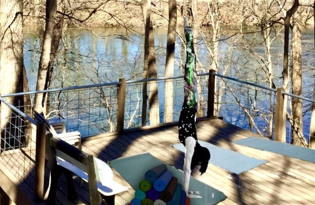 "Best Value": WATERFRONT! 5-Star-Rated & VIEWS Bluemont/Middleburg/Winchester