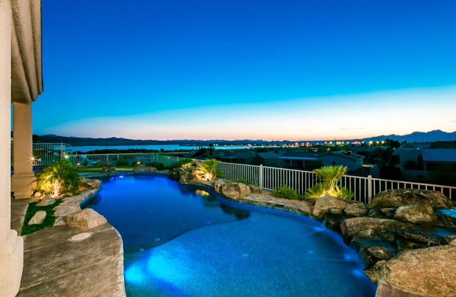 Best View in Havasu! Luxury Home with Pool/Spa/Putting Green