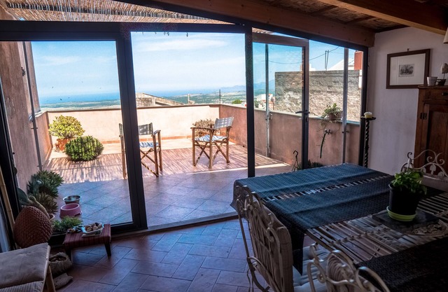 Between Seas and BetweenMonti - House for 6 with fabulous veranda on terrace
