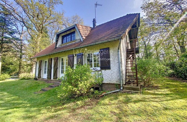 BG32 - Mer & Bois de Cise. Maison individuelle avec grand jardin