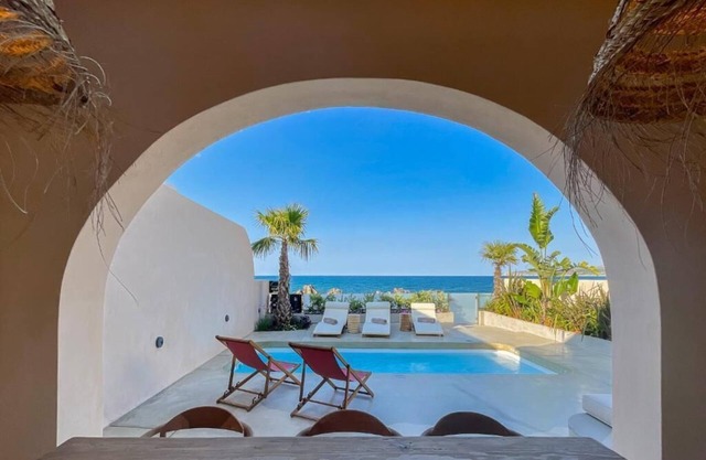 BH448 - B - Villa Chania