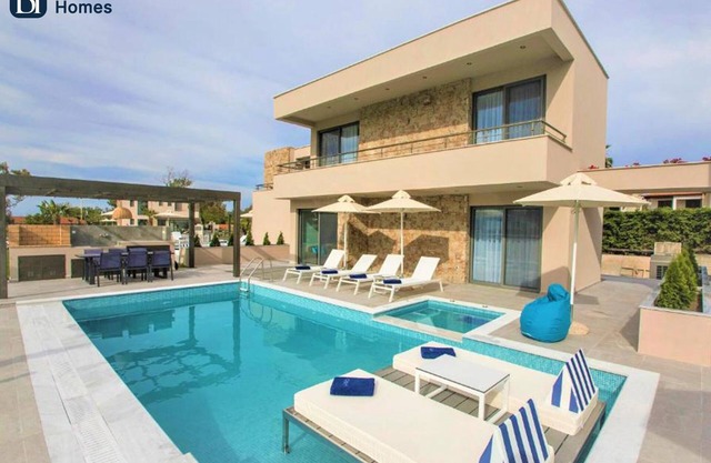 BH855 - C - Villa Chalkidiki
