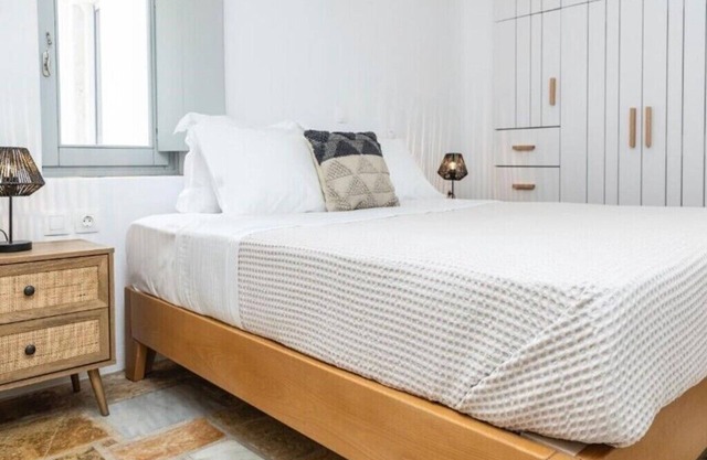 BH920 - C - Apartment Naxos