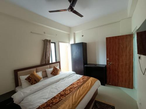 Bhavya Kashi Home Stay
