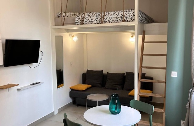 Bienvenue Dans Notre Studio Le Pressensé, Quartier Dynamique !