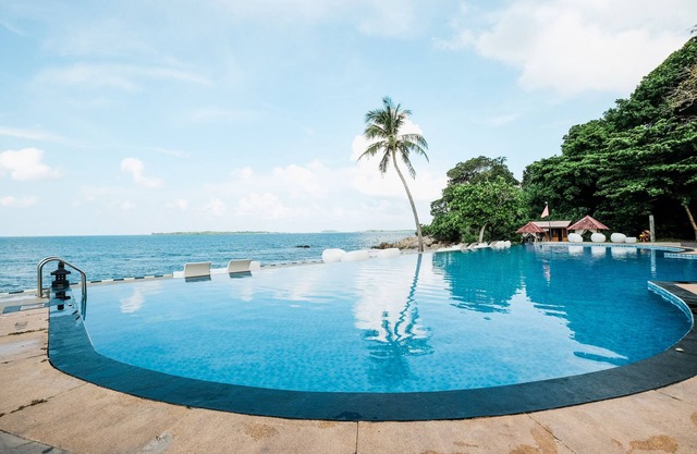 Bintan Pearl Beach Resort