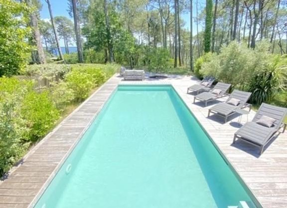 Biscarrosse Hautes Rives Villa avec piscine vue lac pour 12 personnes