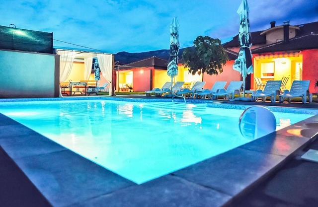 Bise Resort - Holiday Home Star with Shared Swimming Pool