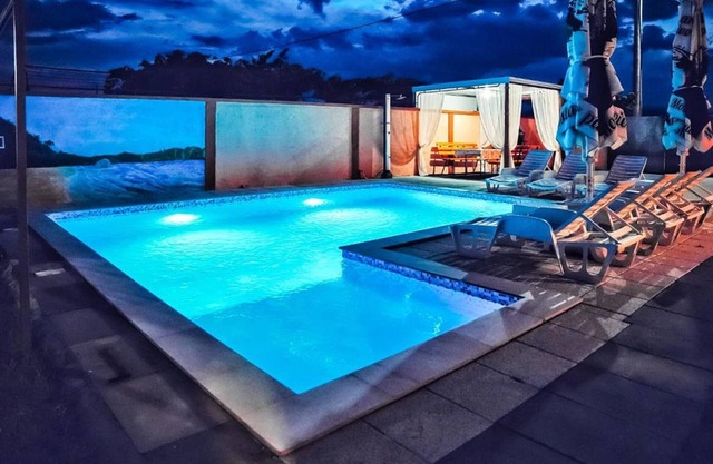 Bise Resort - Holiday Home Solar with Shared Swimming Pool