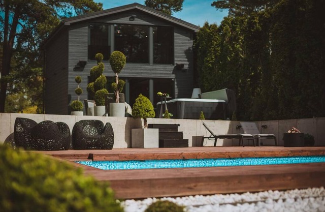 BLACK HOUSE - premium holiday guest house