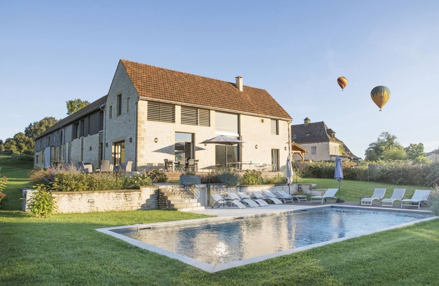 Black Perigord - in the heart of the Valley of the 5 Castles