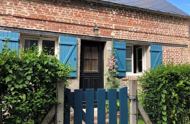 Bleu Cottage, a seaside getaway in Ault