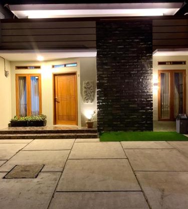 Blezz Villa Nirwana Tasik