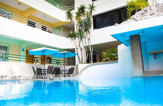 Blue Bay Hotel