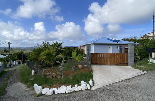 Blue Beach Cottage
