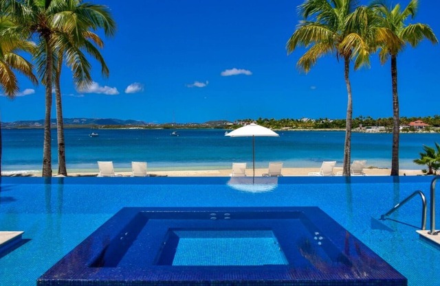 Blue Belle - Stunning 3 bedroom private villa in Jumby Bay