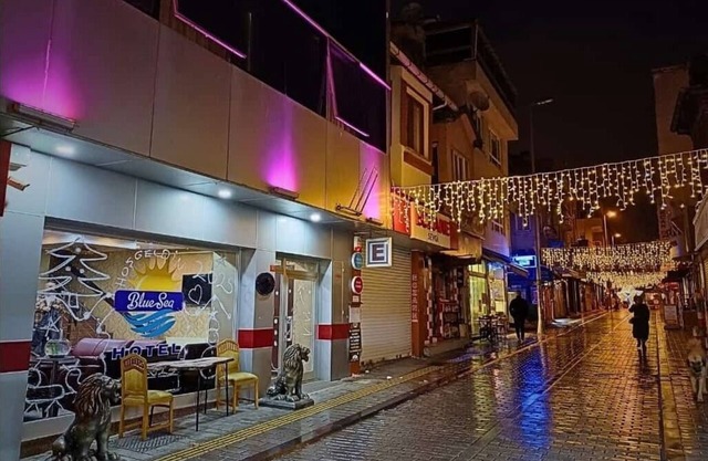 Blue Sea Hotel