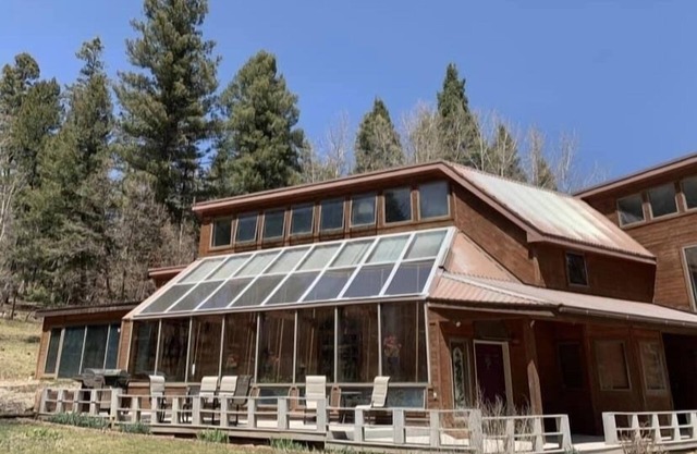 Blue Spruce Lodge