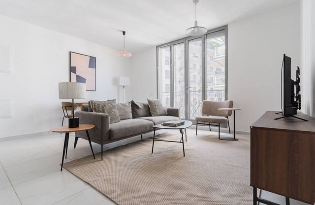 Blueground | Florentin, Spacious, Balcony (TLV-25)