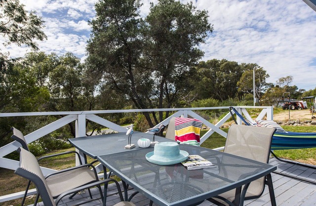 Blueshack - Walking distance to foreshore