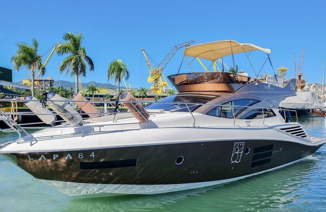 Boat Armatti 48 feet Fly Bridge - Boa007