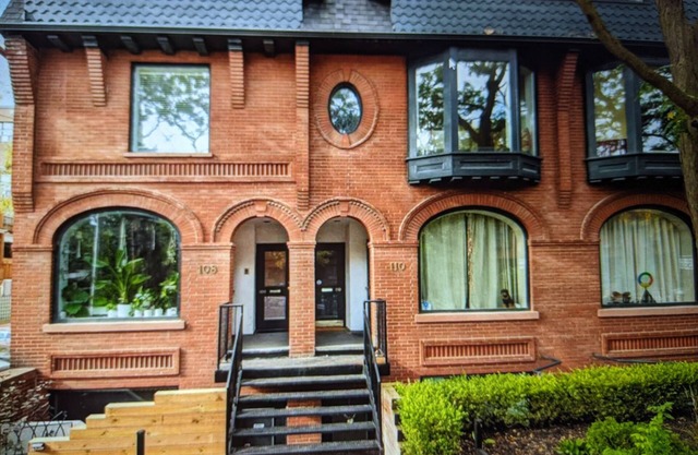 Bohemian Brownstone Apartment in Downtown Toronto