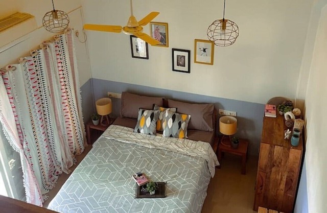 Boho chic art retreat with charming attic in Siolim