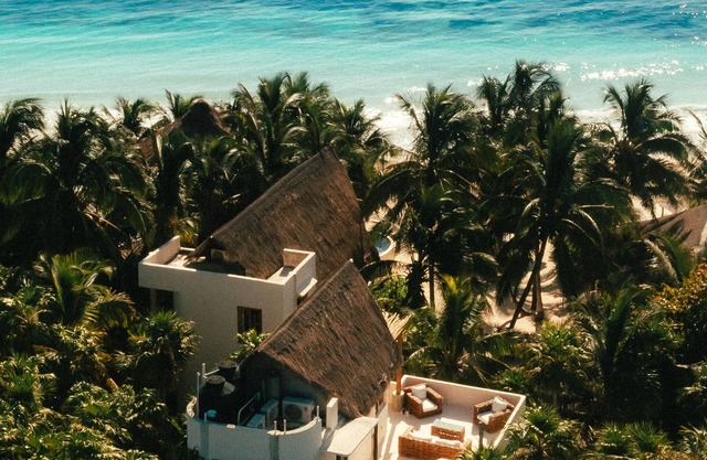 Boho-Luxe Beachfront Villa in the Heart of Tulum – Casa de las Palmas