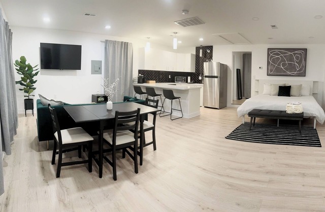 Boro Oasis - Your Peaceful Modern Retreat, 5 min to MTSU and 35 min to Nashville