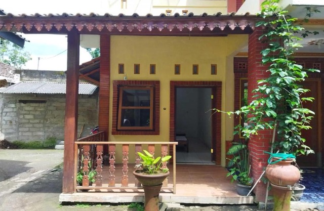 Borobudur Kampung Homestay - Aziz