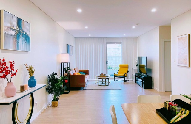 Botany 2Br Apt near Airport/Bay/City with Parkingnnn