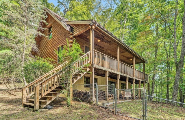 Bottom Creek Cabin