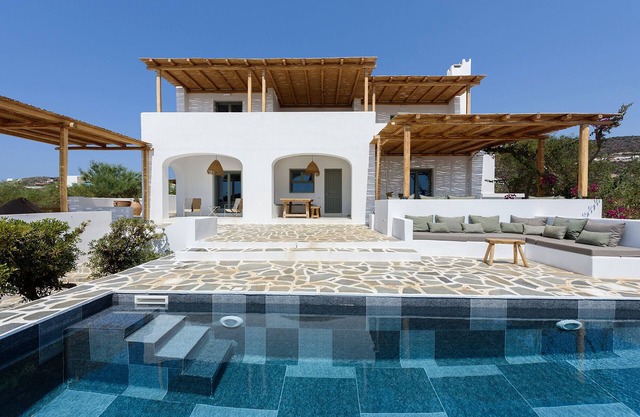 Bougainvillea House | Antiparos