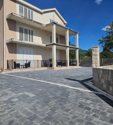 Boulevard Apartments