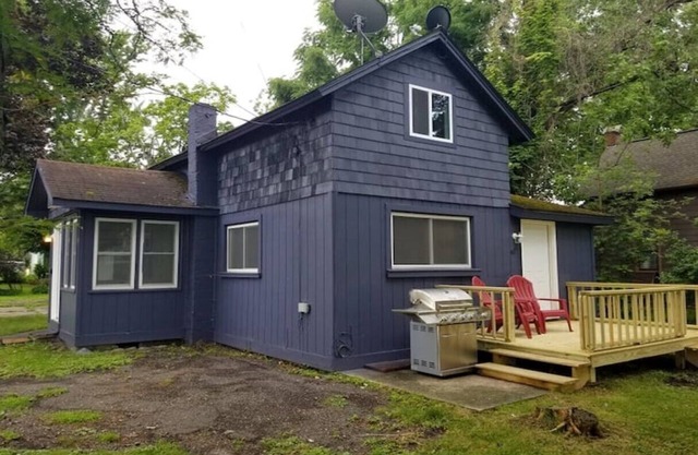 Boulevard Bungalow