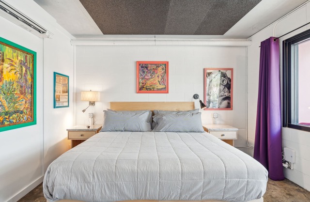 Boutique Vera Hotel Room 201: King Room in the Heart of Folly Beach