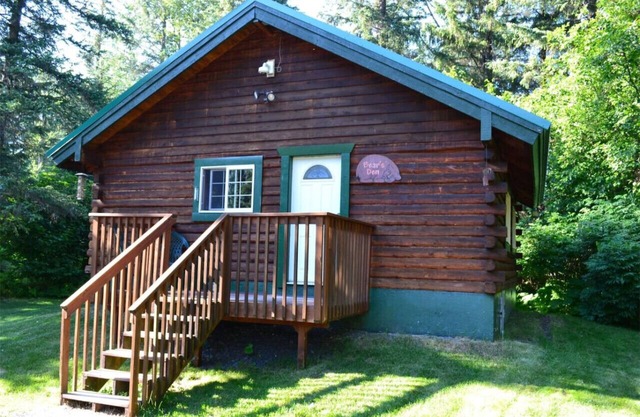 Box Canyon Cabin Bear's Den Cabin - 2 bed, WI-FI