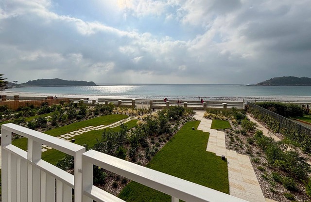Bréhat T3, acces plage et vue