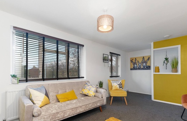 Brambles House West Drayton 3 Bedroom House