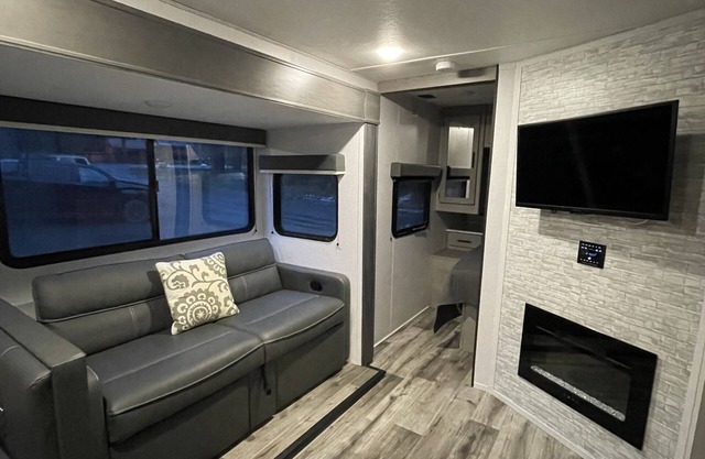 Brand new 36’ Coleman RV