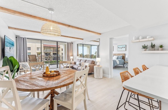 Brand New & Beautiful Cape Winds 209 Beachfront Condo