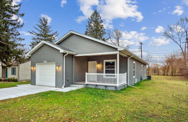 Brand New Vibrant Retreat! 10 min from Michigan Staduim